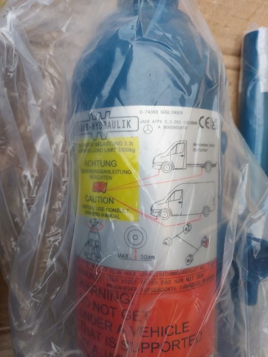Новий Домкрат Mercedes Sprinter 906 Volkswagen Crafter Original