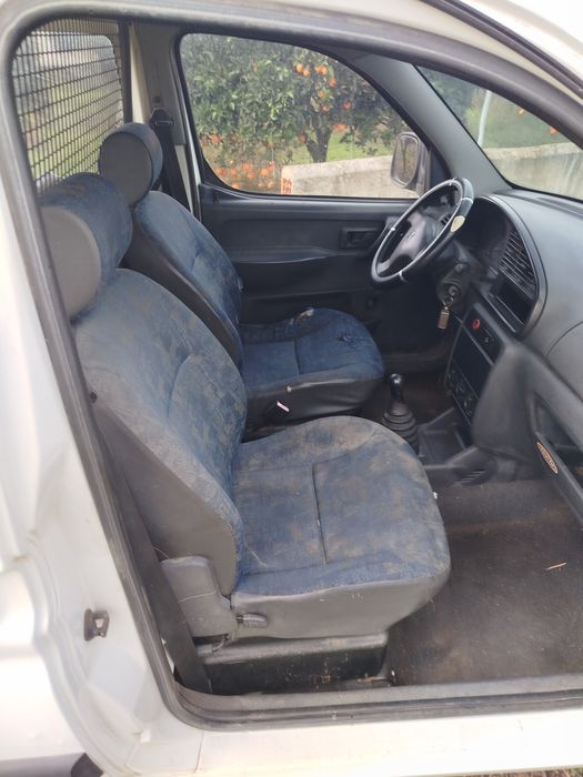 Carroçaria Peugeot Partner