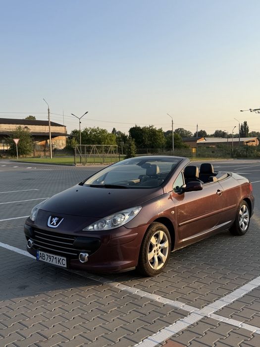 Кабріолет peugeot 307 cc пежо купе 2005 рік 260 пробіг 2.0 дизель клімат датчики дощу та світла парктронік диски 16 салон шкіра цікаве авто для міста