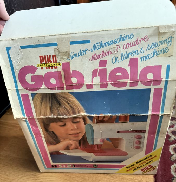 Maszyna do szycia Gabriela zabaka PRL-u
