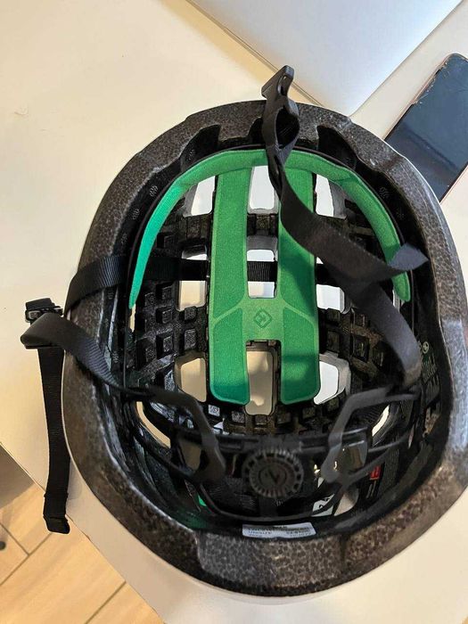 Велосипедний шолом Lazer