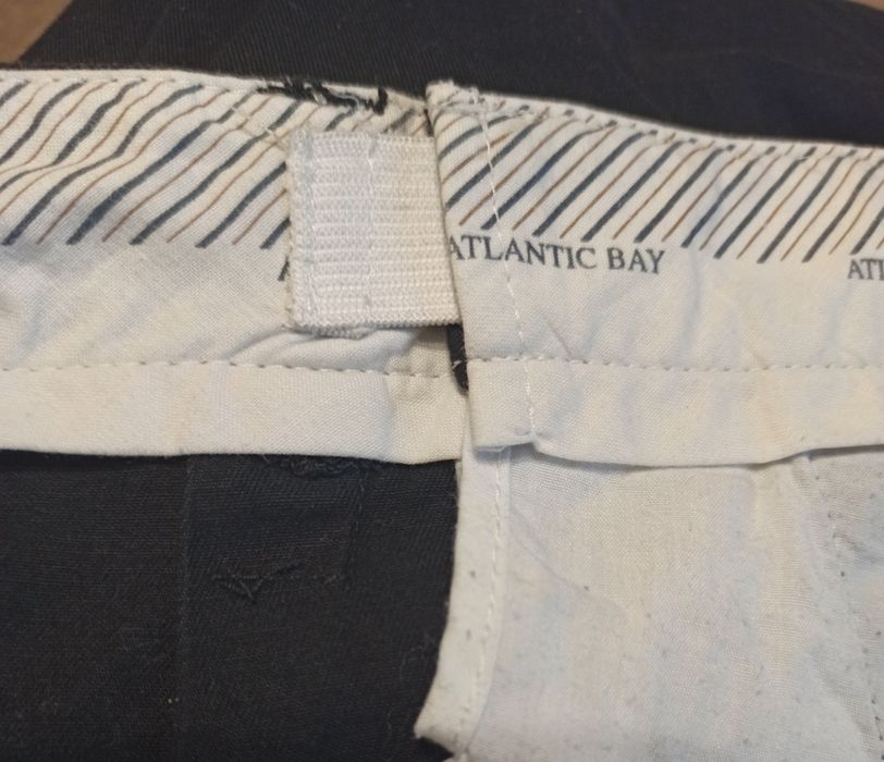 Фірмові чіноси Atlantic Bay у відмінному стані
