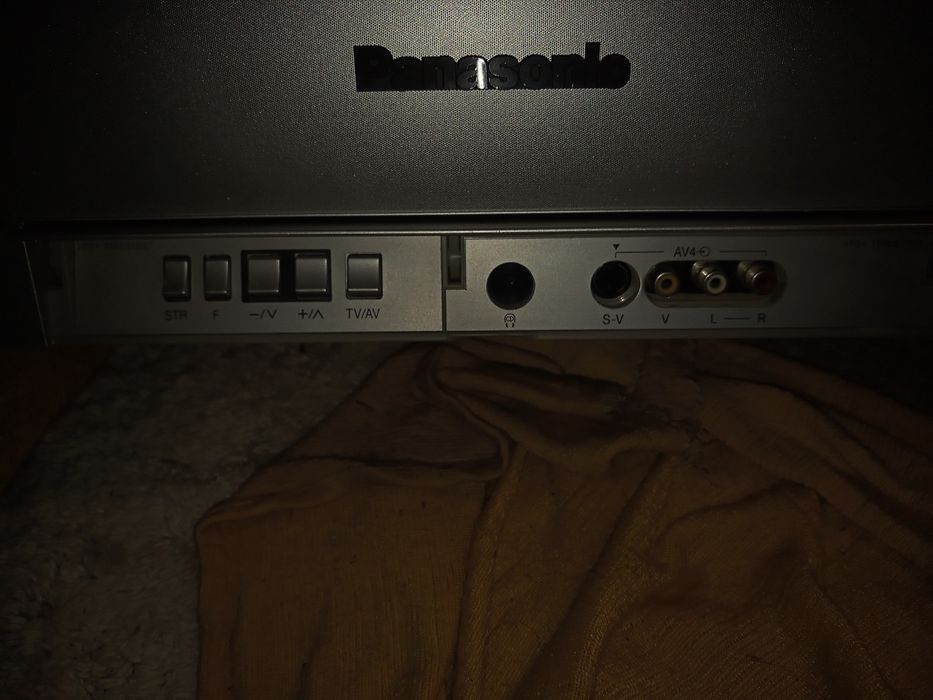 Telewizor Panasonic Viera TH42Pv60e sprawny brak pilota