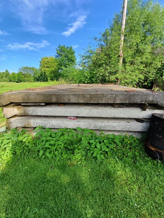 Продам бетоні панелі розмір 3 мет ширини на 6 мет самовивіз