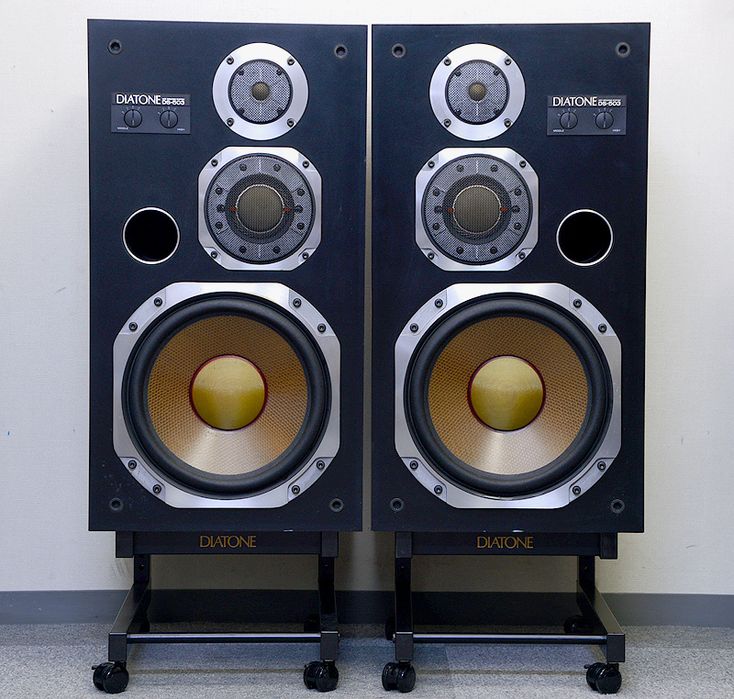 Подставки для акустики Diatone