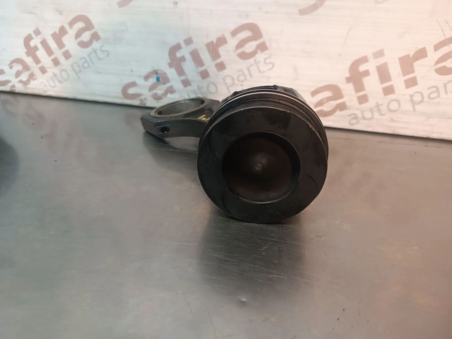 PISTON COM BIELA MERCEDES 2.1CDI W204 W212 OM651