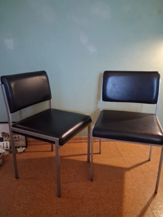 2 Cadeiras vintage industrial