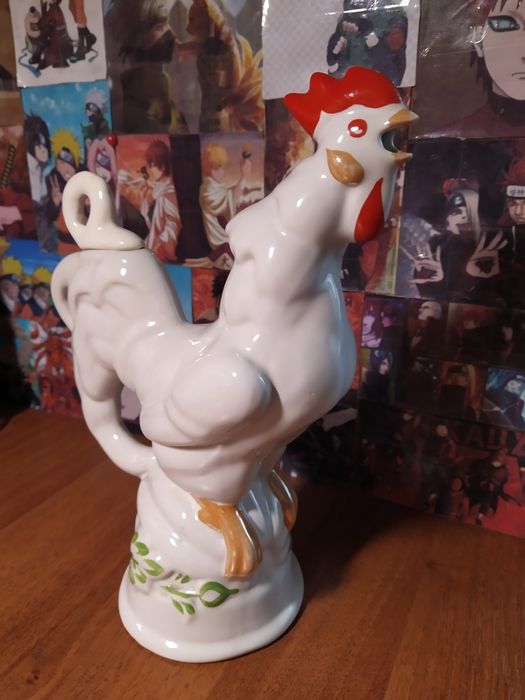 Фарфоровый петух графин