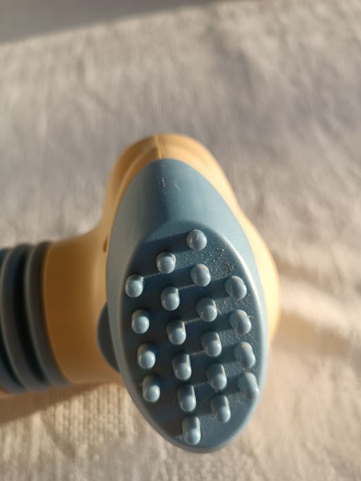 Массажер  для тела Vitek V 1387