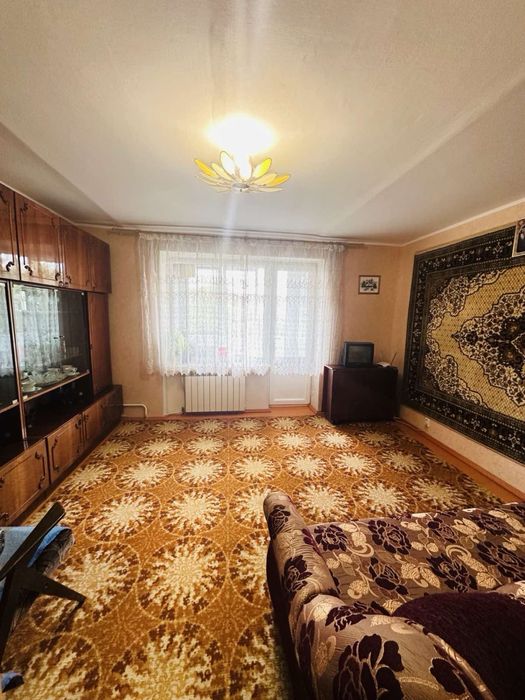 Продаж 2-квартири в цеглі, автономне газове опалення