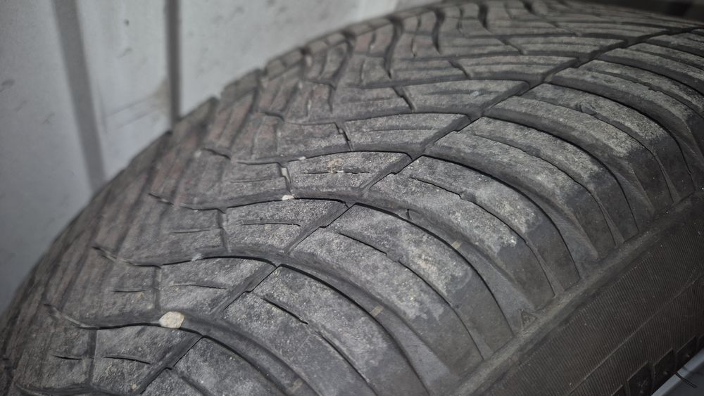 Колеса в сборе с всесезонной резиной цена за 1шт r16 215/65   5×114.3