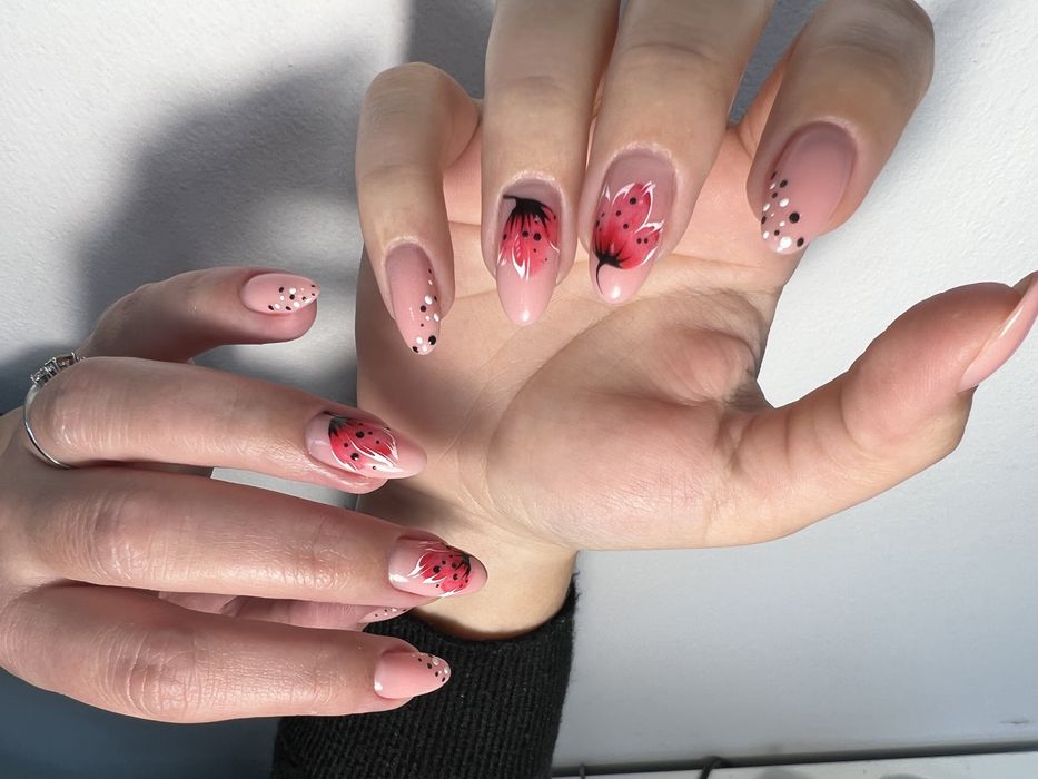 Manicure/pedicure/permanentny makijaż