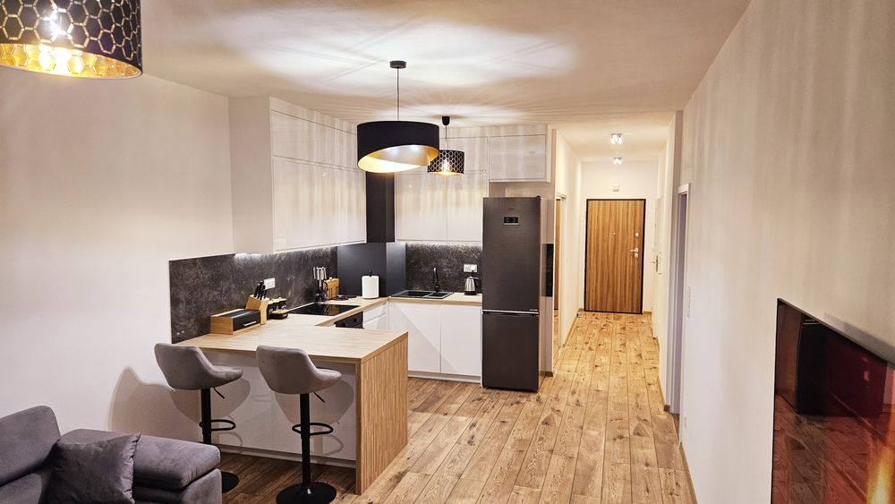 Wsrszawa / Ząbki Apartament, nocleg na doby. Wynajem krótkoterminowy.