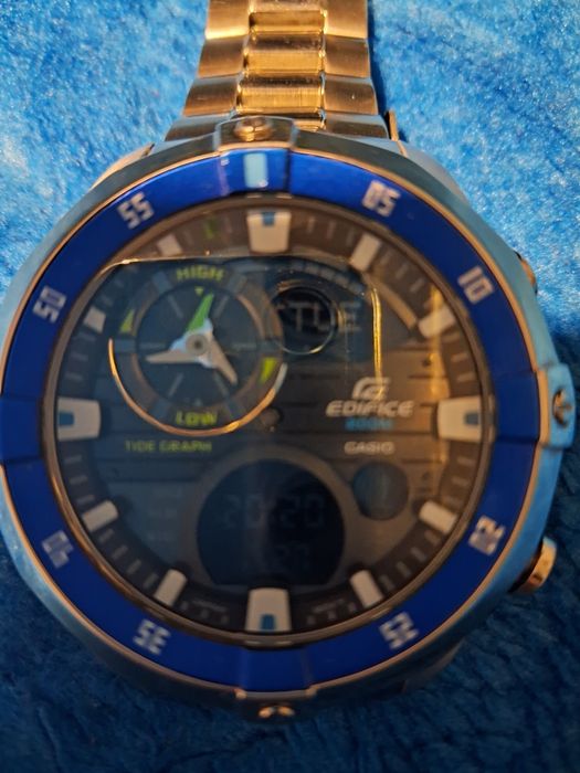 Zegarek męski Casio Edifice 
Edifice Ekran LCD/Stal Ø46.7 mmC