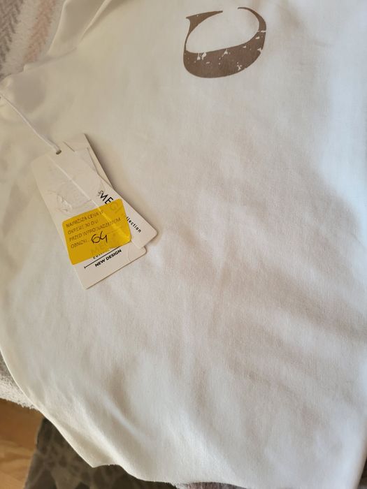 Sprzedam nową bluzkę kolor ecru