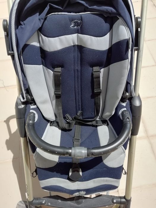 Trio BebeConfort Streety (estrutura com cadeira + ovo + alcofa)