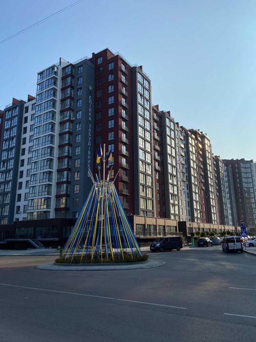Однокімнатна в центрі продам квартиру Княгинин Галицька-Набережна поруч ратуша 1 кімн видова