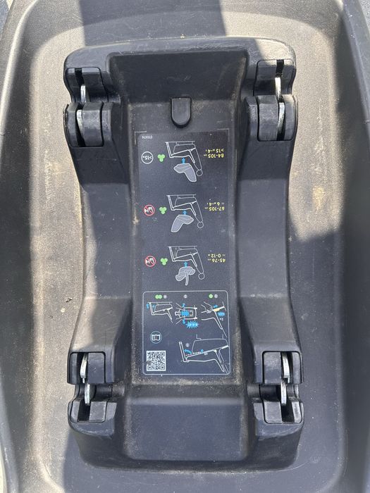 Fotelik samochodowy Maxi-Cosi Pebble Pro z bazą 2WayFix