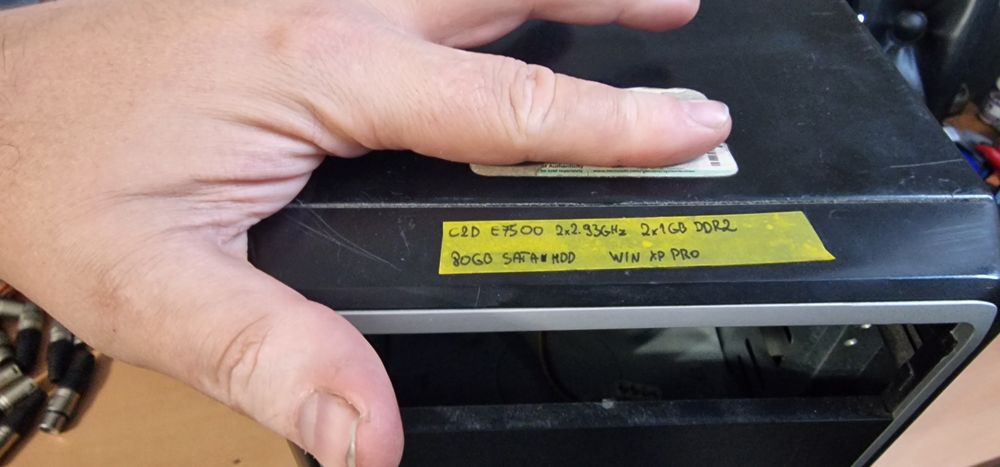 Komputer C2D E7500 2GB DDR WinXP
