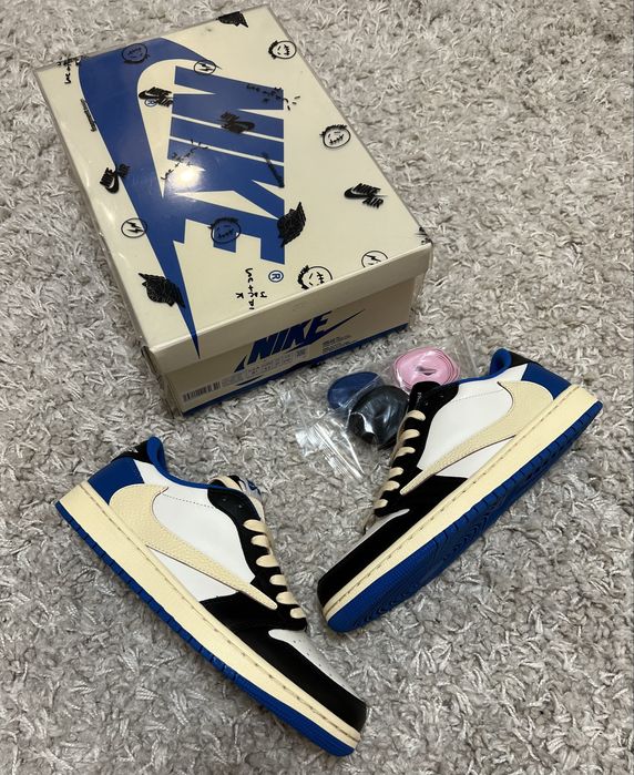 Кросівки Nike Jordan 1 Low Fragment x Travis Scott - DM7866-140