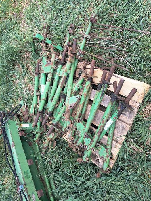 do zgrabiarki  deutz ,stoll /odrzutnik bel ,aparat krone,pług kverneland