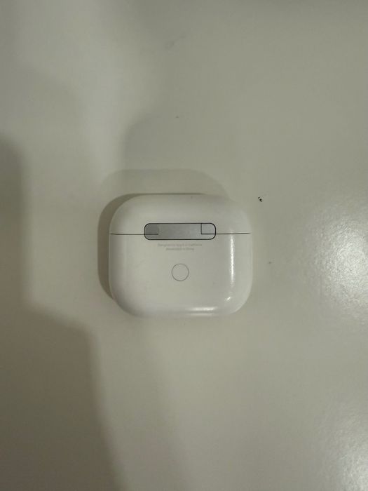 AirPods 3 Apple