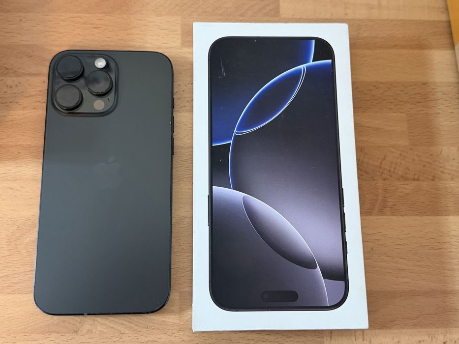 Iphone 16 pro max versao 256gb desbloqueado(ACEITO RETOMA)