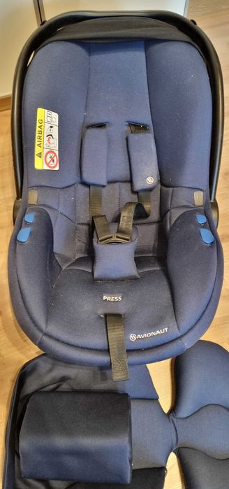 Bardzo lekki 2.5kg fotelik Avionaut Ultralite Pixel Instanbul Navy 0-13kg