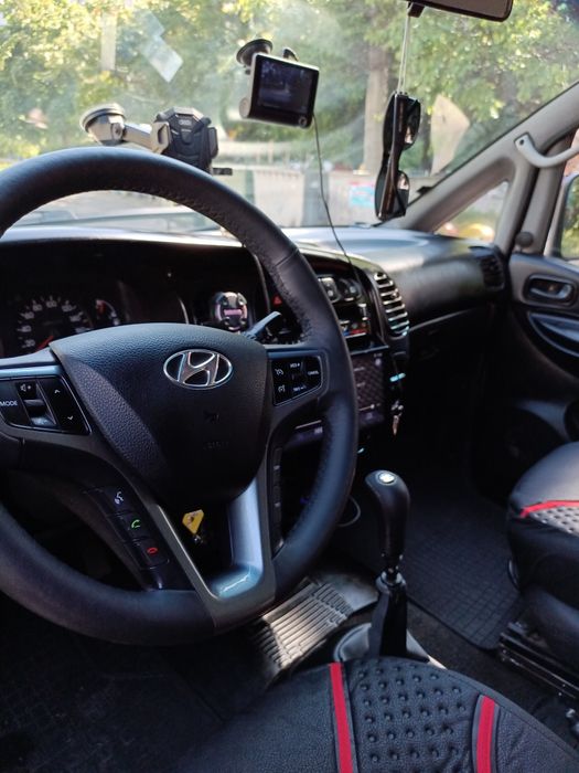 Продам Хундай н-1, 8 мест.