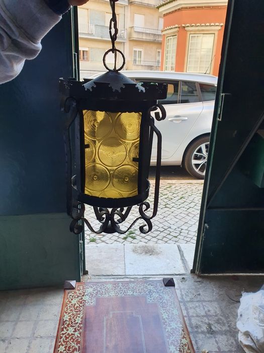 Vintage Street Lamp