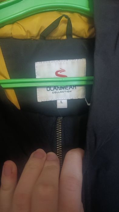 Дві весняні куртки та зимова