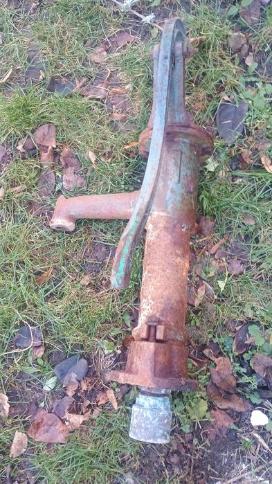 Pompa  do wody stara