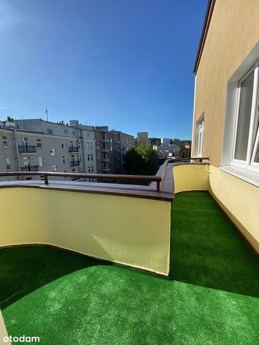 Kawalerka z balkonem na wynajem w centrum Gdyni - Widok 6