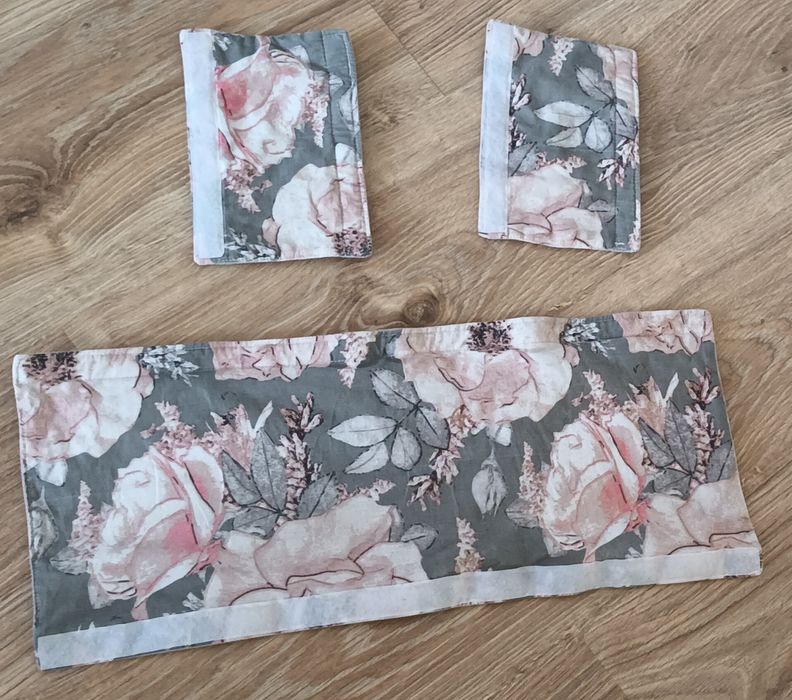 Ochraniacze osłony na pasy i pałąk do wózka