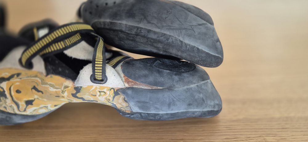 Buty wspinaczkowe La sportiva solution 42 .5