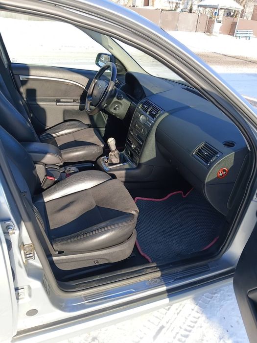 Продам автомобіль