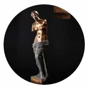 Escultura de Puttis, assinada