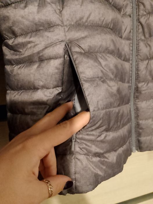 Продам куртку демисезонную