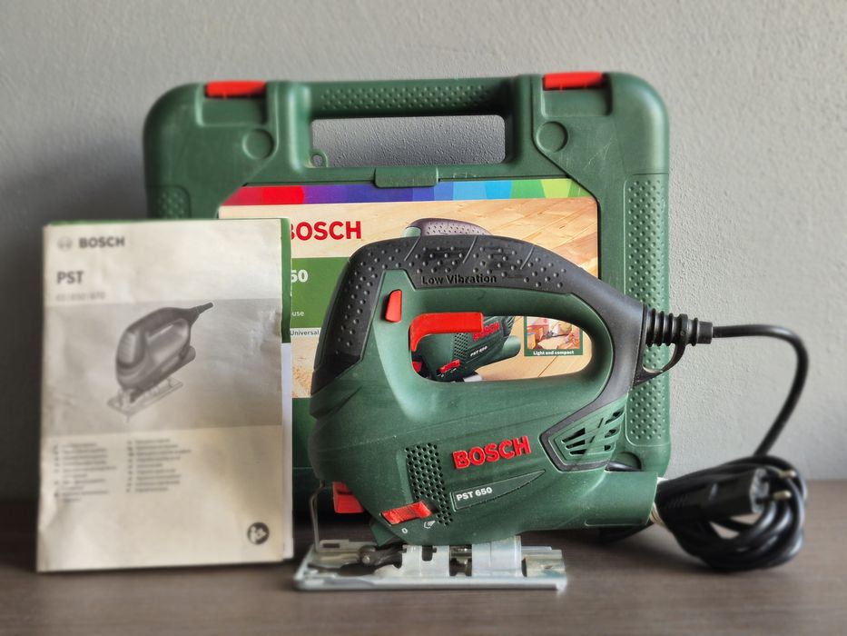 Wyrzynarka Bosch PST 650 moc 500W walizka super stan