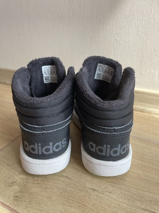 Хайтопи Adidas 30 р утеплені кросівки чорні дитячі на хлопчика адідас