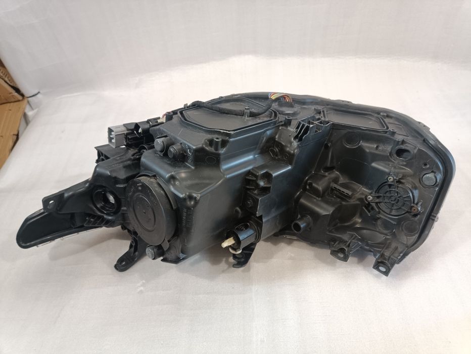 Toyota Auris II 2 lift 15- reflektor przedni prawy przód lampa FULL EU
