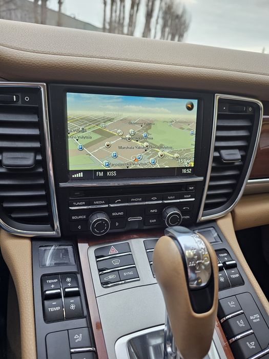 Porsche Panamera 2014 3.0 diesel 300 hp рестайл