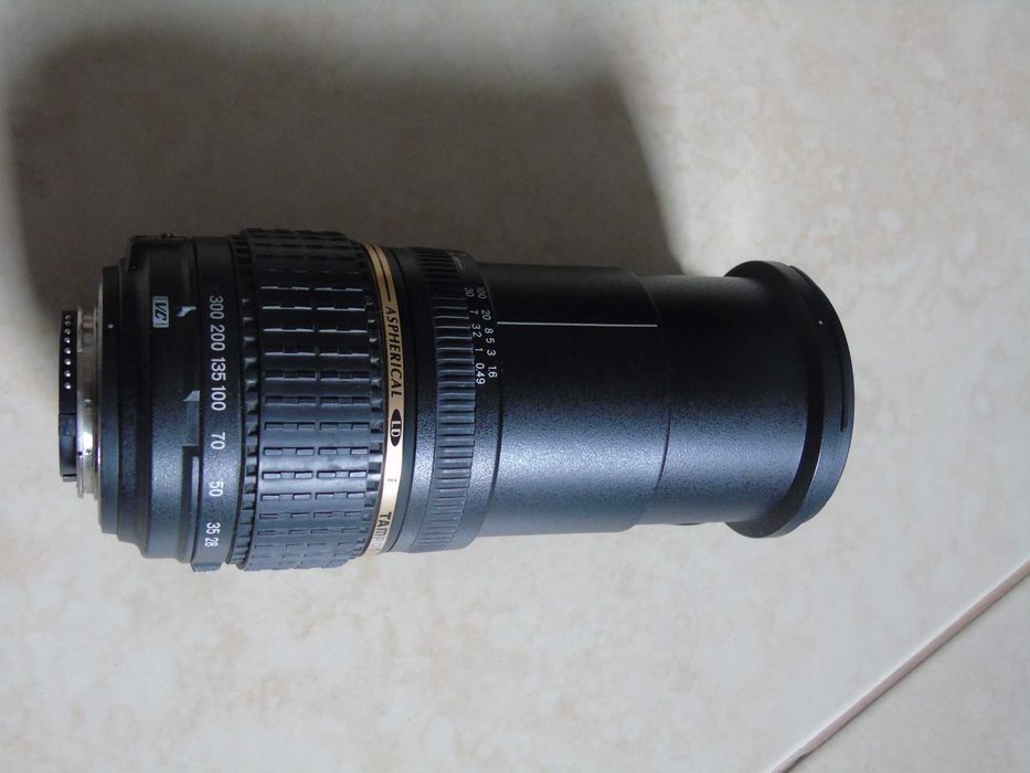 TAMROM 28-300 mm F1: 3,5-6,3 IF AF