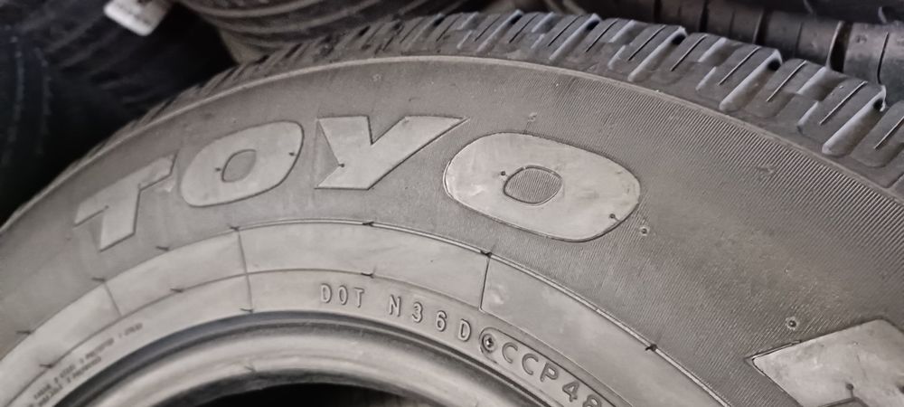 Pneus 255/65/16 Toyo (jogo completo)