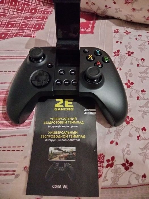 Продам геймпад "2E GAMING"