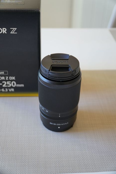 Objetiva NIKON 50-250mm