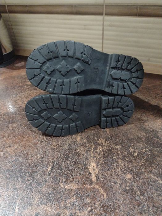 Ботинки детские на девочку