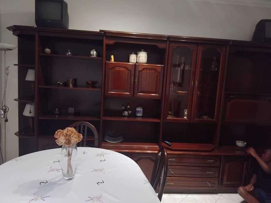 Armário de sala grande