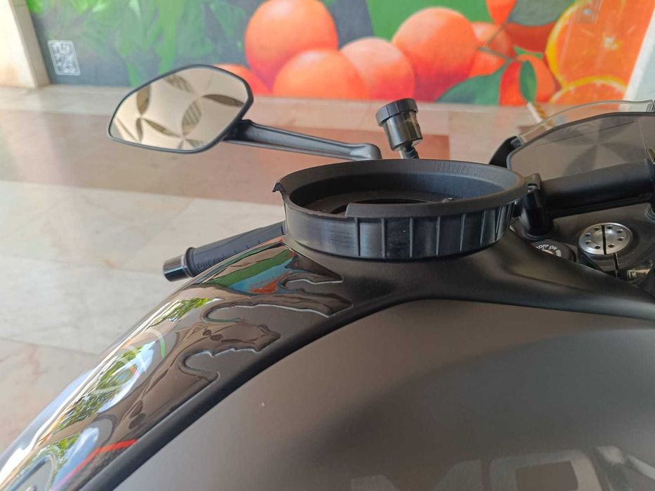 Ducati Monster 937 aviator grey + Plus