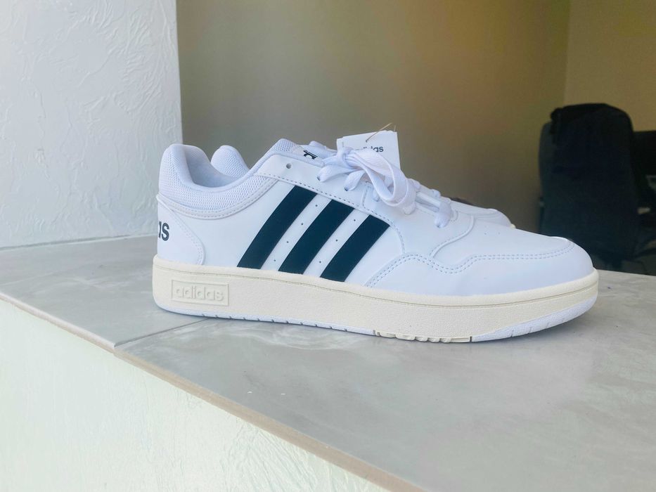 Кросівки чоловічі Adidas Hoops 3.0 Low Classic Vintage Shoes White Gy5434